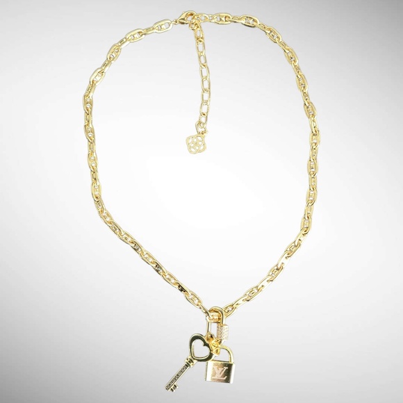 💛 Gold Chain w/Charm Handmade - Picture 2 of 4